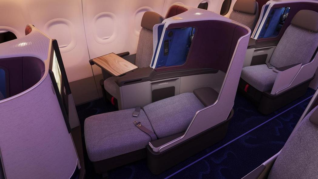 華航A321neo豪華商務艙座椅配置可調式加高活動隔板，兼具隱私性及降低與鄰座接...
