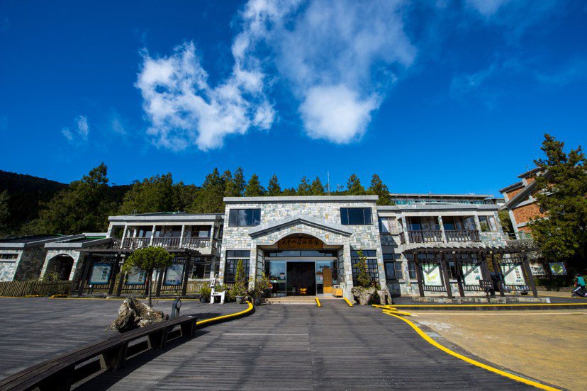 太平山莊獲「金級」肯定，是台灣11家金級環保旅館之一，也是全台灣海拔最高的環保旅...