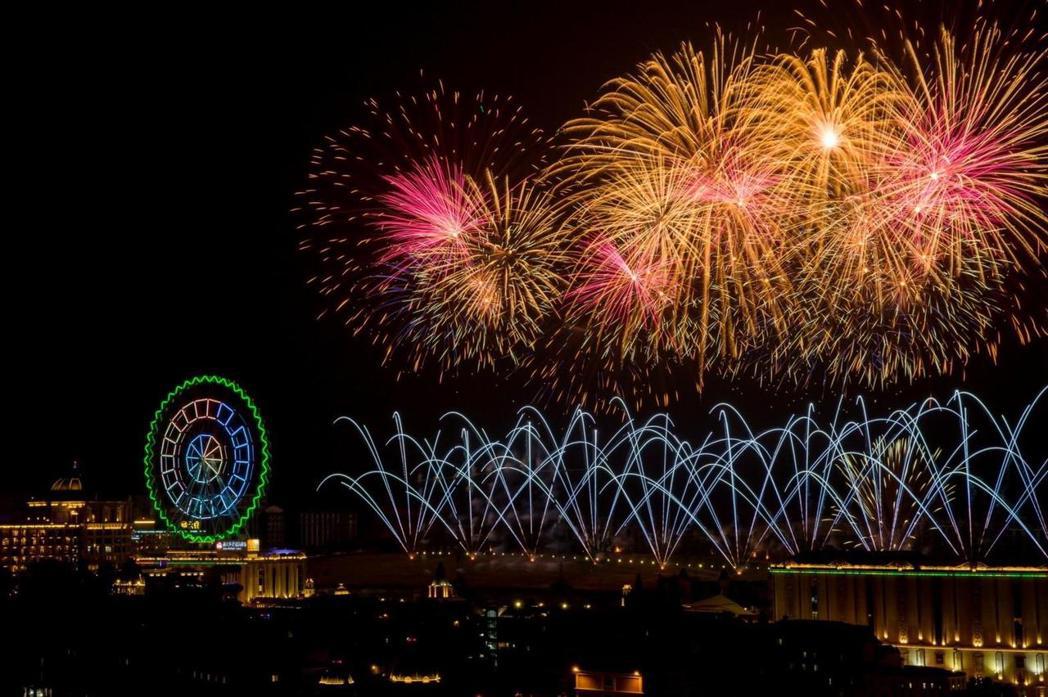 「2022紫耀義大 樂享平安 跨年焰火秀」如火如荼籌備中，今年增添許多亮點。圖／...