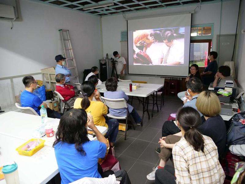 台南藝術大學音像資料保存及展示中心與台南市政府文化局上周六在玉井舉辦錄影帶修復工作坊活動。圖／文化局提供