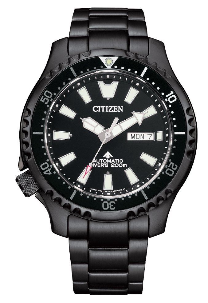 CITIZEN PROMASTER系列亞洲限定NY0135-80E腕表，BIP鍍黑精鋼表殼、表鍊，18,800元。圖／CITIZEN提供