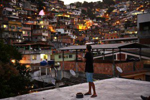 「都會巴西」之外的剩餘靈魂：一位記者的日常革命田野筆記