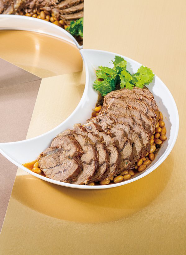 滷牛腱是過年很受歡迎的宴客常備菜。 圖／台灣廣廈 提供