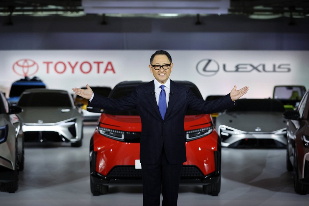 Toyota社長豐田章男自曝看到報表超過GM時開心地跳起舞來。 圖／Toyota...
