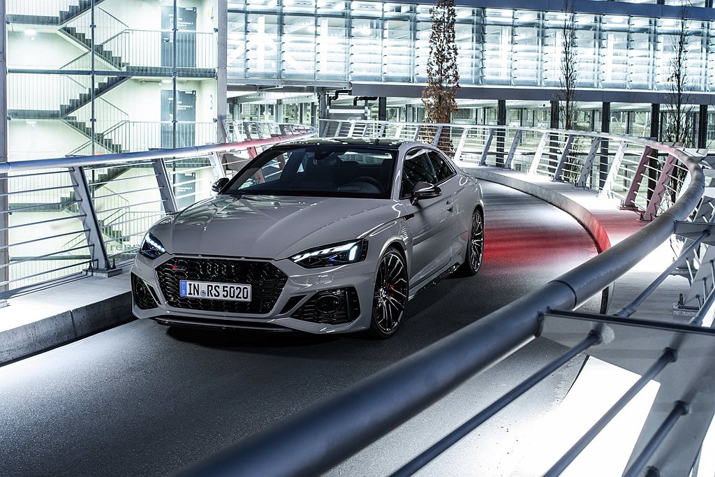 Audi RS 5 Coupe延續Audi Sport quattro設計理念，...