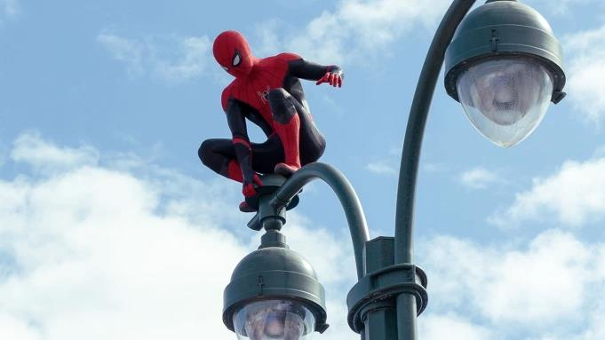 「蜘蛛人：無家日」締造更多票房紀錄，是2021年最風光的巨片。圖／摘自imdb