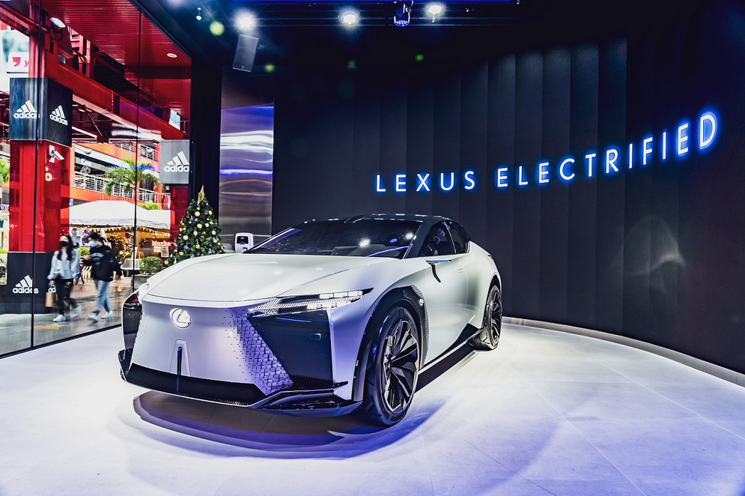 LF-Z Electrified Concept預見Lexus未來車型研發方向。 圖／和泰汽車提供