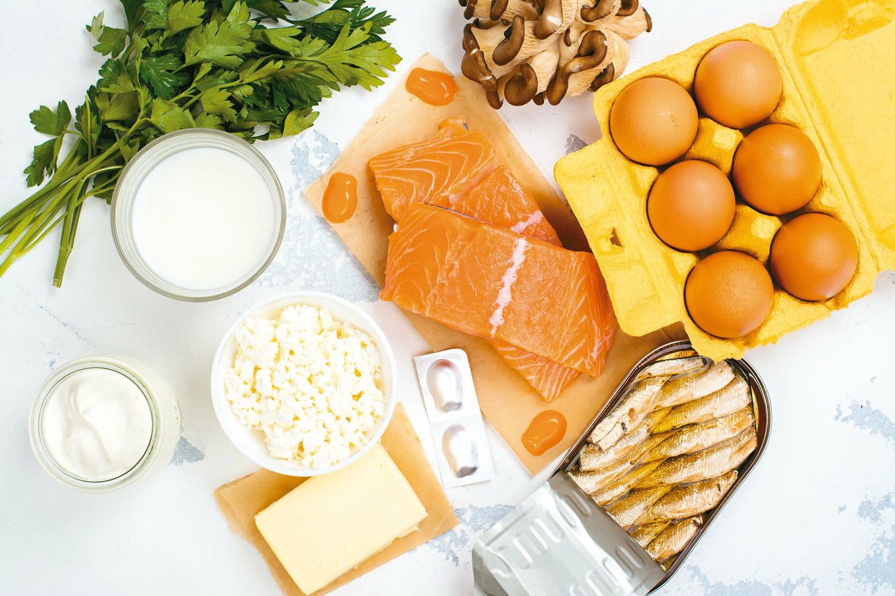 營養均衡預防骨質疏鬆，可補充高鈣食物。圖／123RF