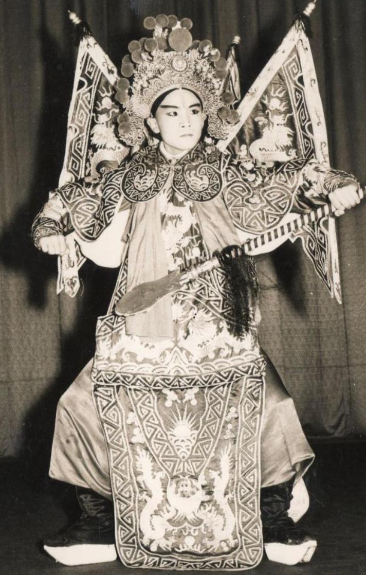 朱陸豪在京劇舞台上年少成名，早年演出許多武生角色。圖／朱陸豪提供