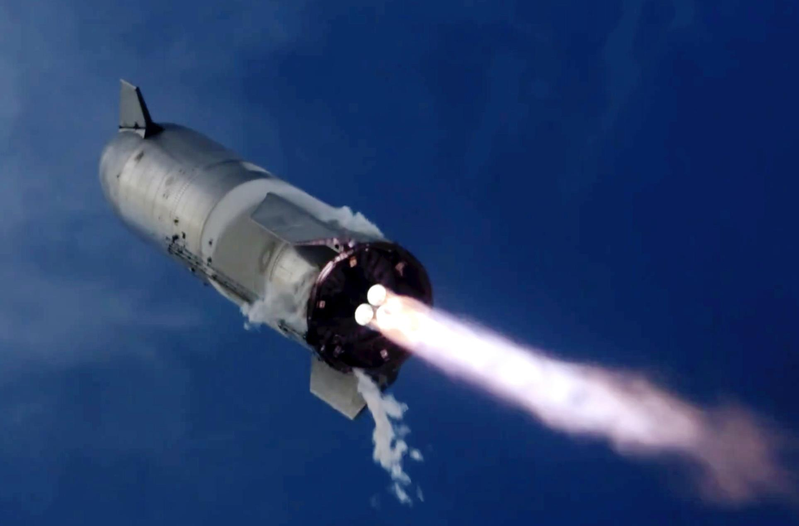 SpaceX的Starship火箭原型2021年3月3日试飞的档案照。美联社(photo:UDN)