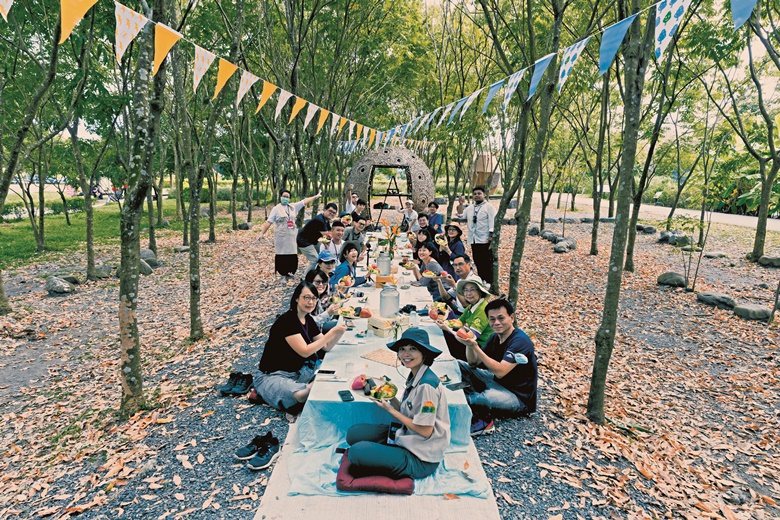 森林下的Ki-play 峰‧餐桌，透過味覺認識林後四林平地森林的美好。 圖片提供/三恆一樹行銷