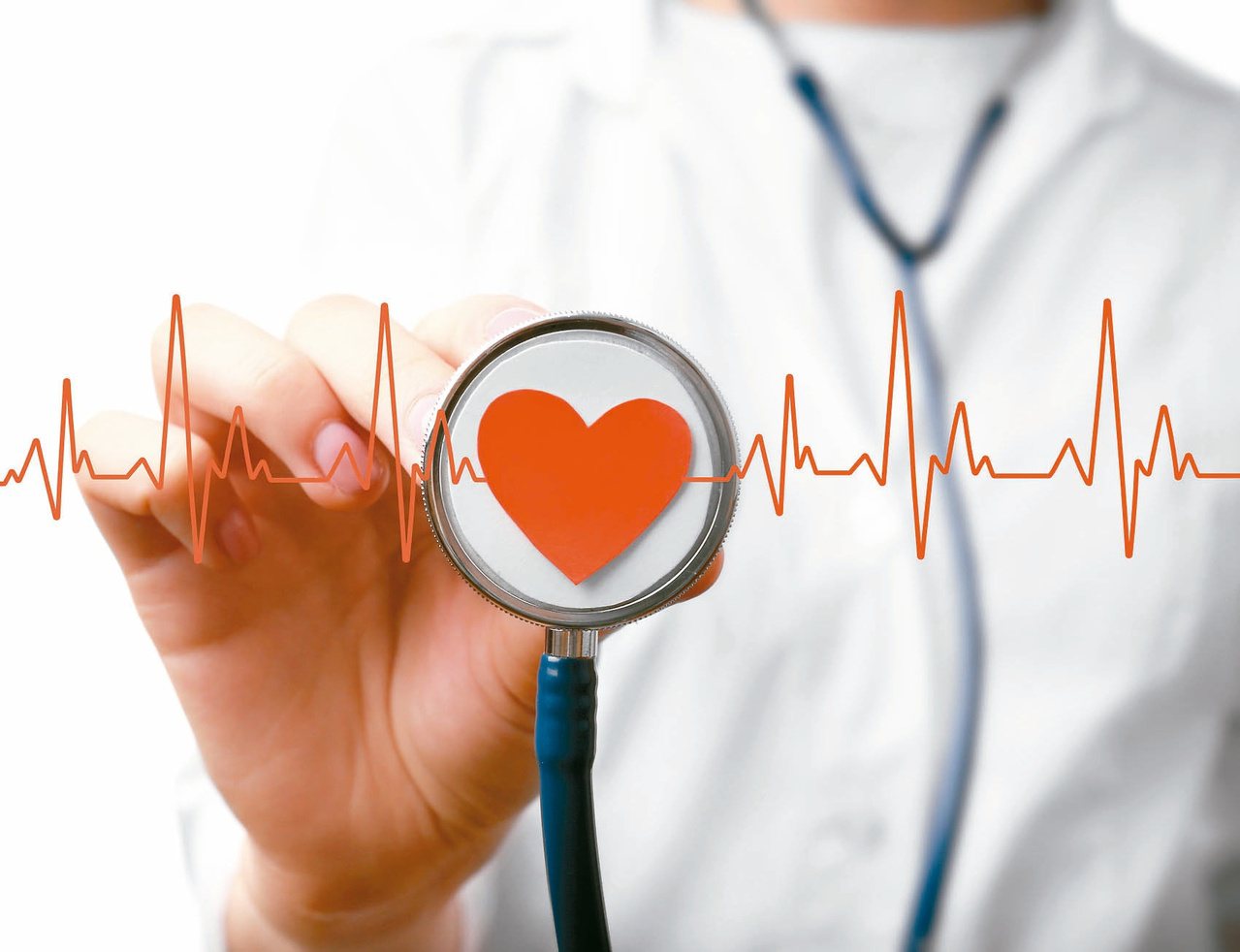台灣心房顫動患者中，兩成因症狀不明顯被忽略，長久下來可能造成心臟衰竭。圖／123RF