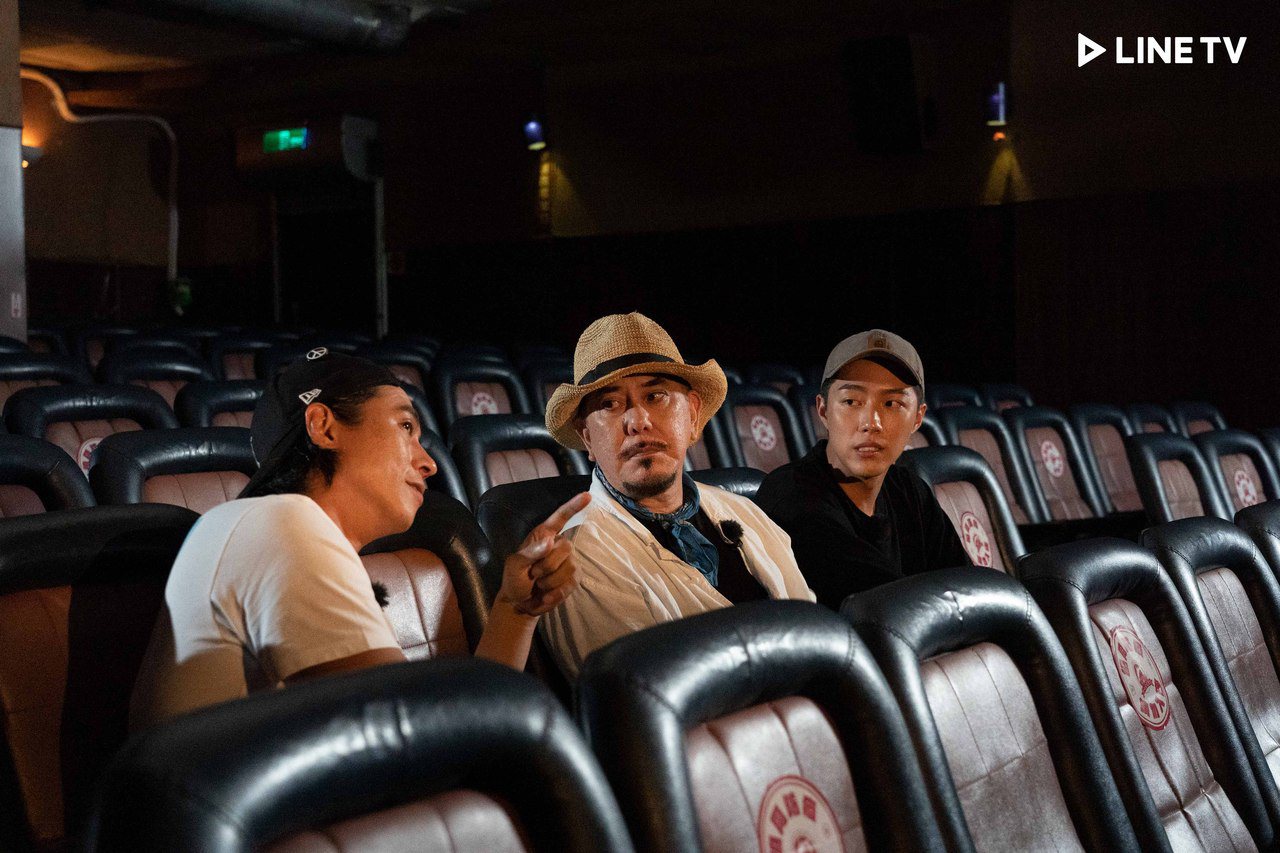 莊凱勛（左起）、黃秋生、蔡凡熙到全美戲院看電影。圖／LINE TV提供