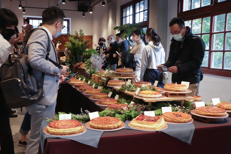 2022全台最盛大的國王派餐桌，日前完美落幕。圖／台灣麵包大使協會提供