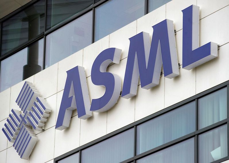 艾斯摩爾（ASML）柏林廠失火，已影響到生產部分關鍵機器的區域，該公司正設法把對產量可能造成的影響降到最低。圖／路透
