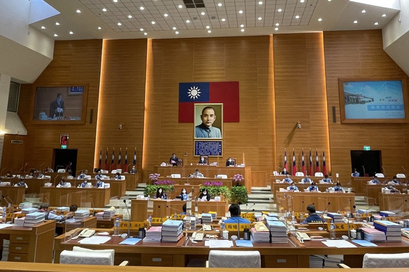 新竹縣議會共有36席議員，未來若合併升格，不少議員仍會堅持力拚連任。記者張裕珍／攝影