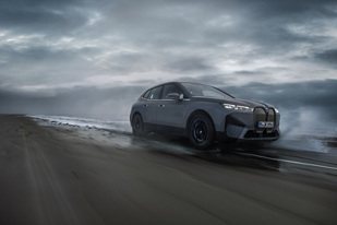 全新BMW iX M60電動休旅現身！　610匹強勁馬力零百加速只要3.8秒
