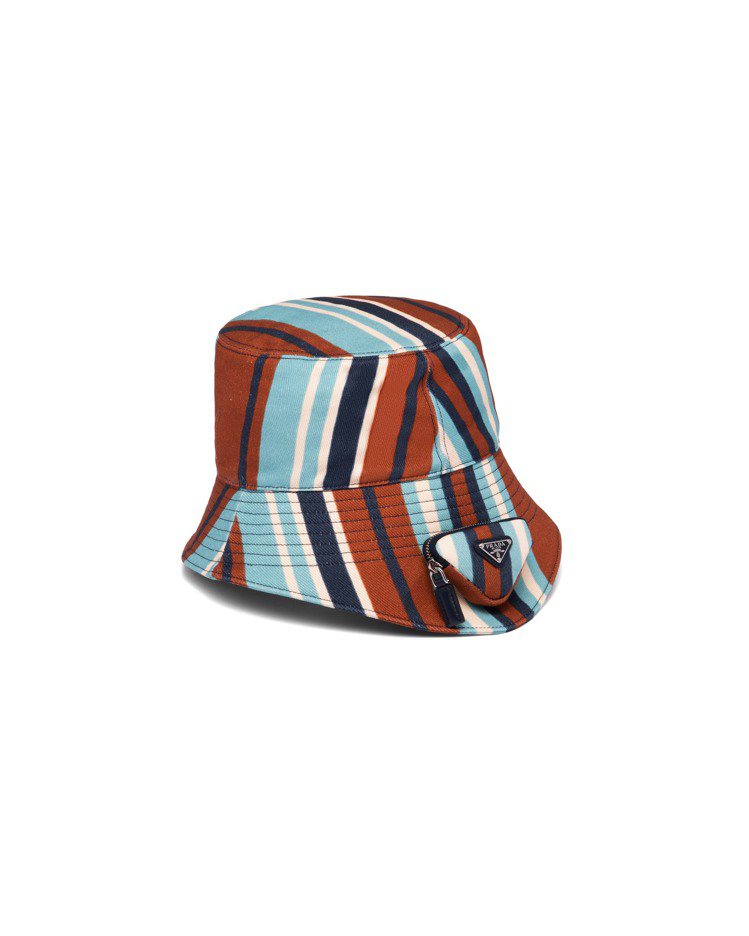 條紋漁夫帽，29,000元。圖／PRADA提供