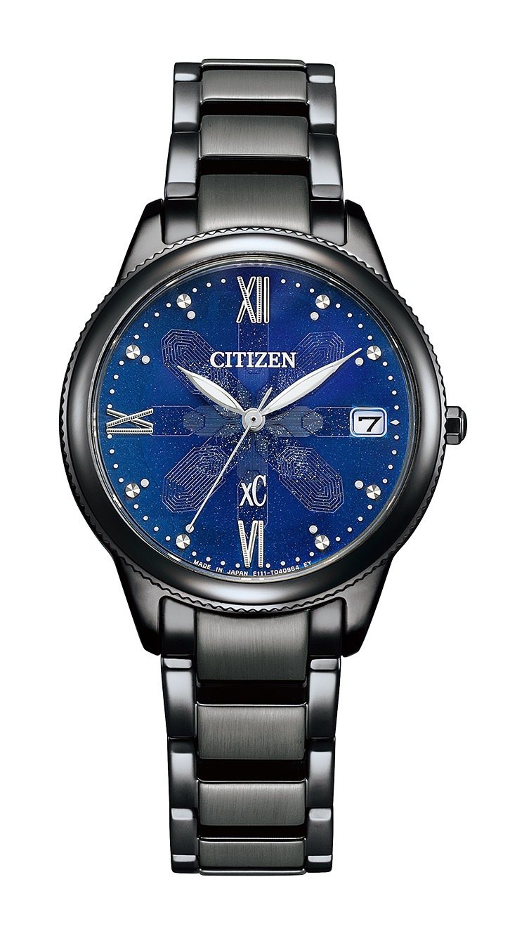 CITIZEN甄心陪伴聯名EO1235-58L腕表，精鋼表殼、表鍊，限量600只，17,800元。圖／CITIZEN提供
