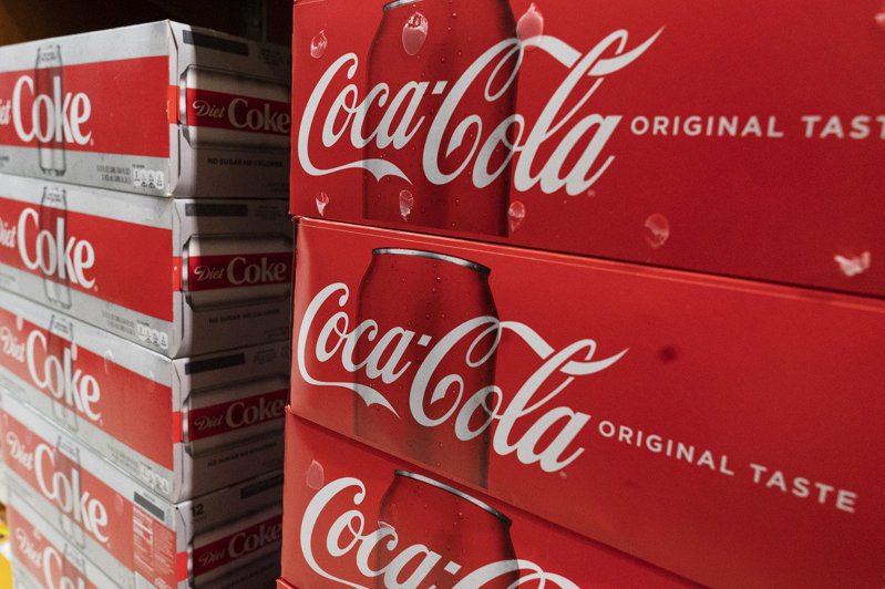 越南隆安省（Long An）官方宣布，可口可樂將在當地投資超過1億3600萬美元新建一座飲料廠。美聯社