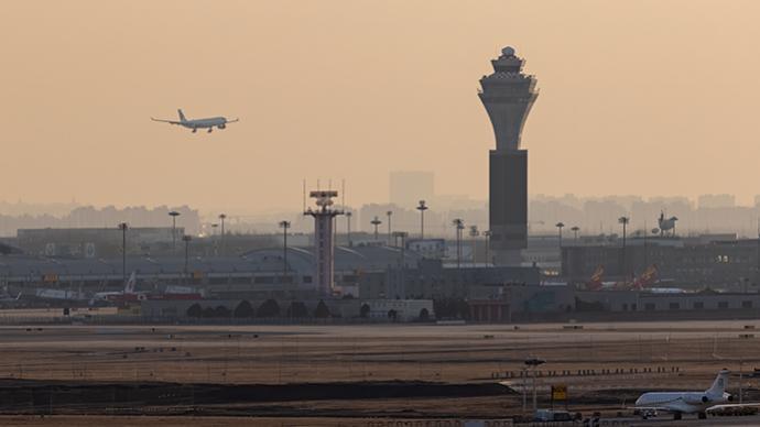 北京首都機場預估春運旅客377.8萬人次。澎湃新聞