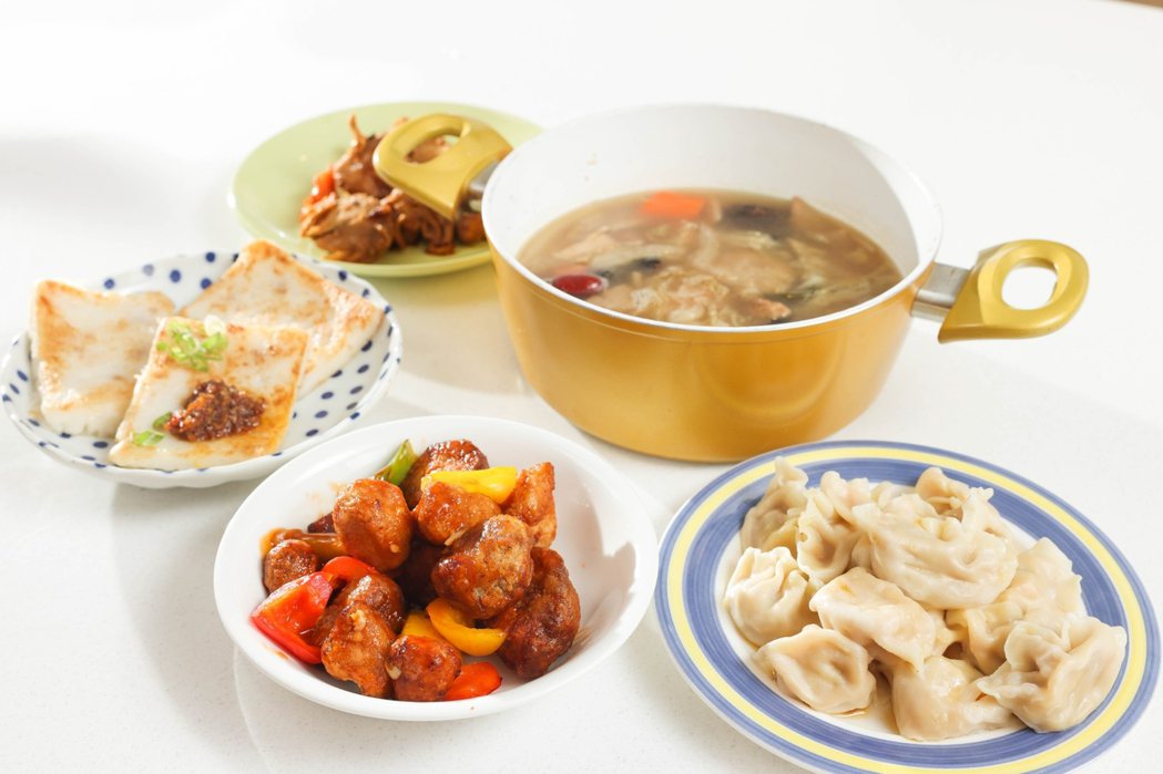4菜1湯有主食有配菜，全無葷食，好吃又少負擔。記者吳致碩／攝影