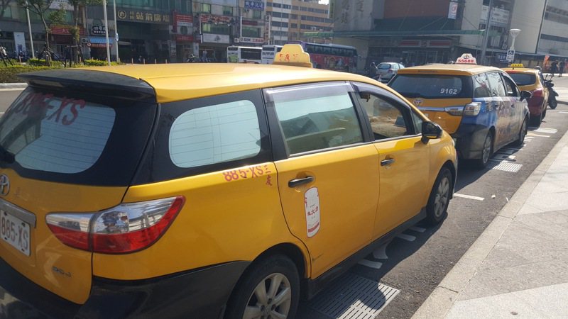 新北市府宣布，今年春節計程車加成將調漲至30元。記者胡蓬生／攝影