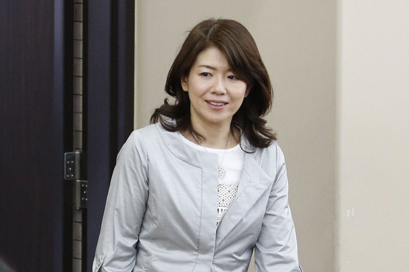 在日本人的眼裡，首相岸田文雄的妻子裕子是政壇的零負評美人妻。路透