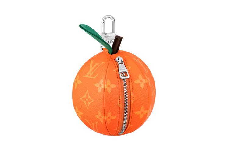 橘子造型小包款，42,700元。圖／LV提供