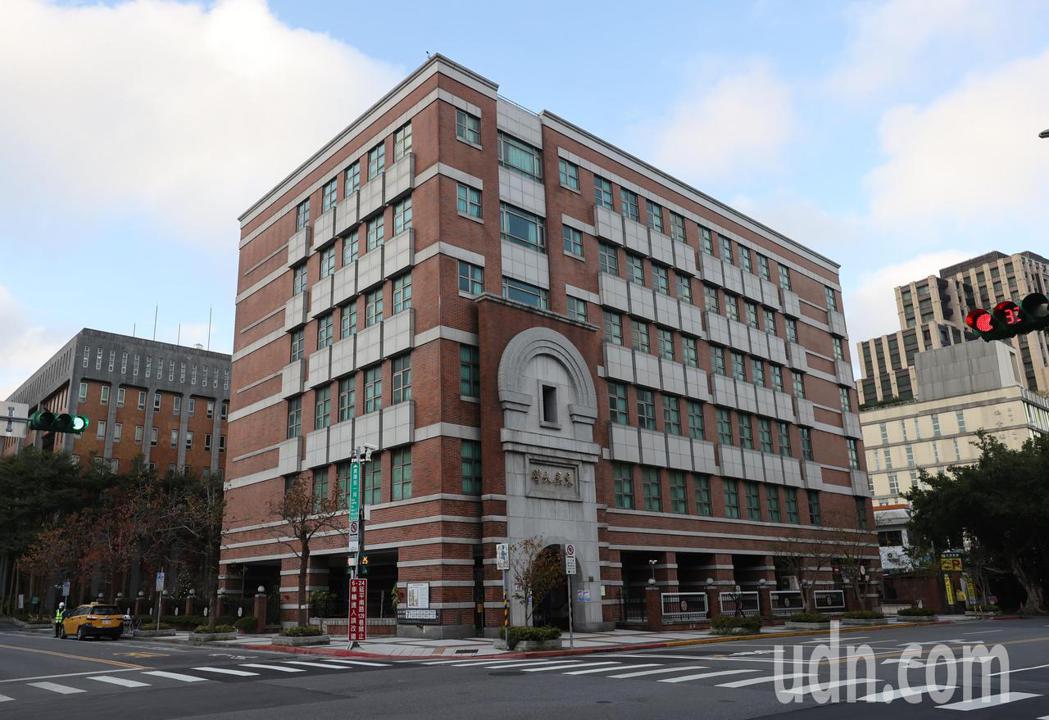 東吳大學昨天宣布，今天起至1月30日城中校區停課。記者林澔一／攝影