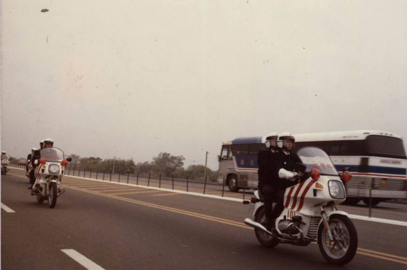 1984年1月21日起，公路警察的機動隊伍在高速公路上執行勤務。圖／聯合報系資料照片