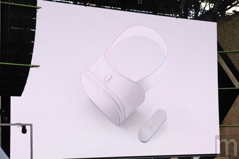 ▲Google曾在2016年提出搭配手機使用的Daydream VR虛擬實境頭戴裝置