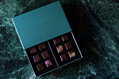 此次於日本亮相的畬室夾心巧克力禮盒。圖／畬室提供