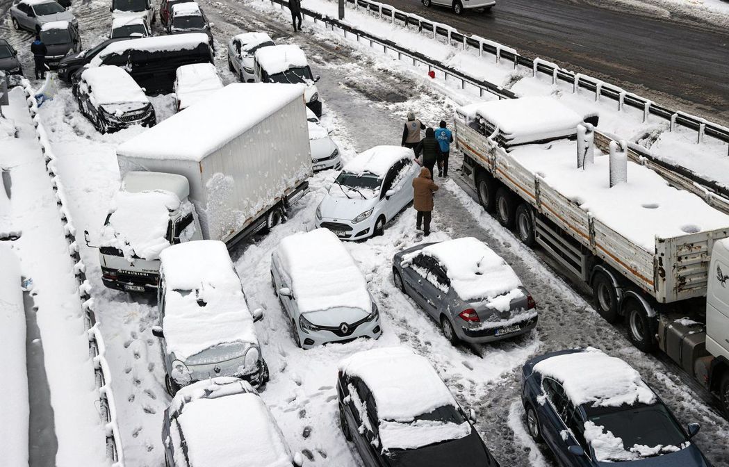 不過就城市災況最為慘烈的伊斯坦堡為例，大雪截至26日清晨雖已稍緩，但由於整個都會...