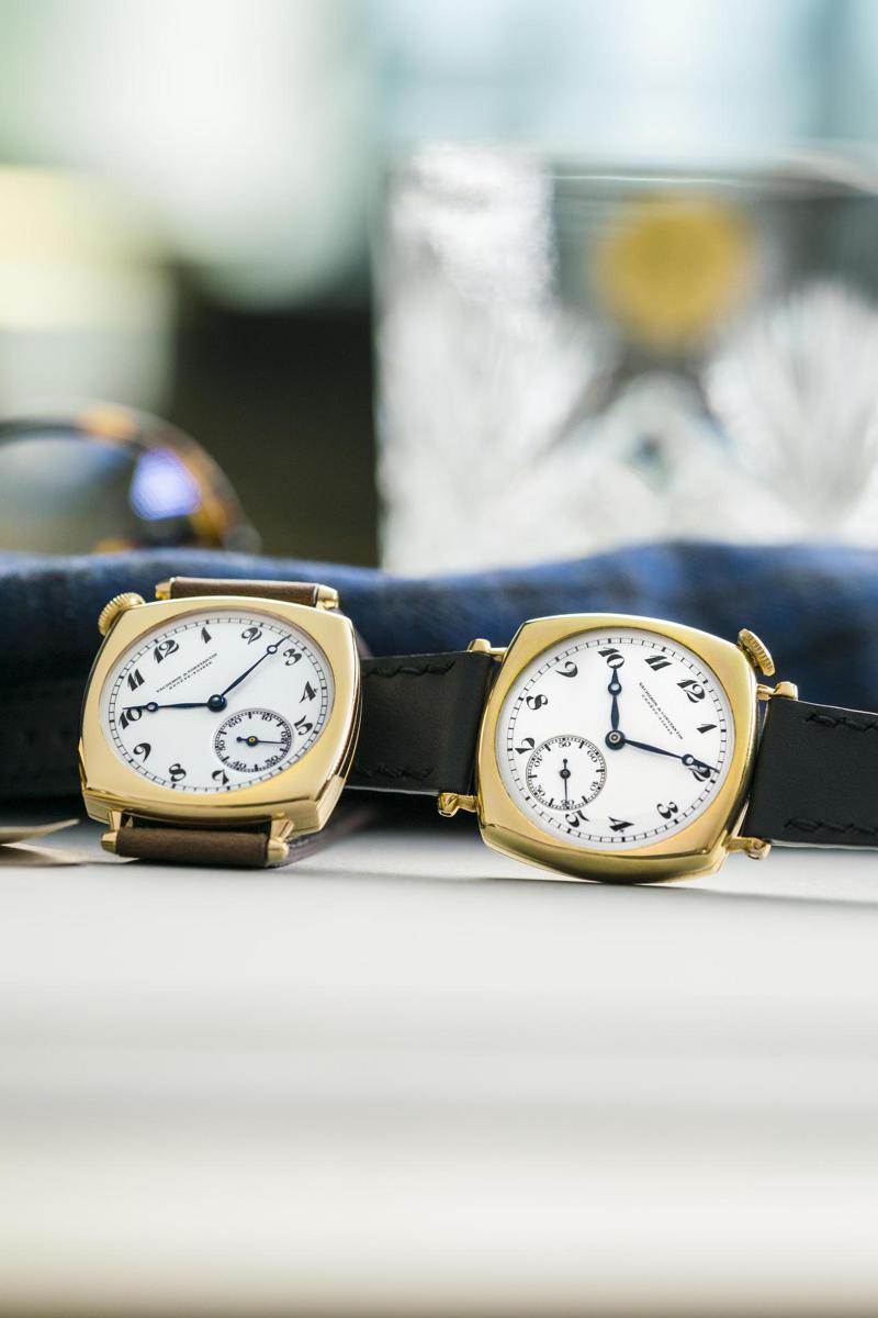 一款原型的American 1921腕表（右），以及一款2021年復刻的American 1921 Unique Piece腕表（左），高程度的還原，令人感受到時代的歲月風華。圖／江詩丹頓提供