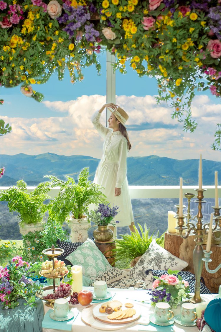台北101觀景台「雲端上的秘境花園」造景充滿度假風情。圖／台北101提供