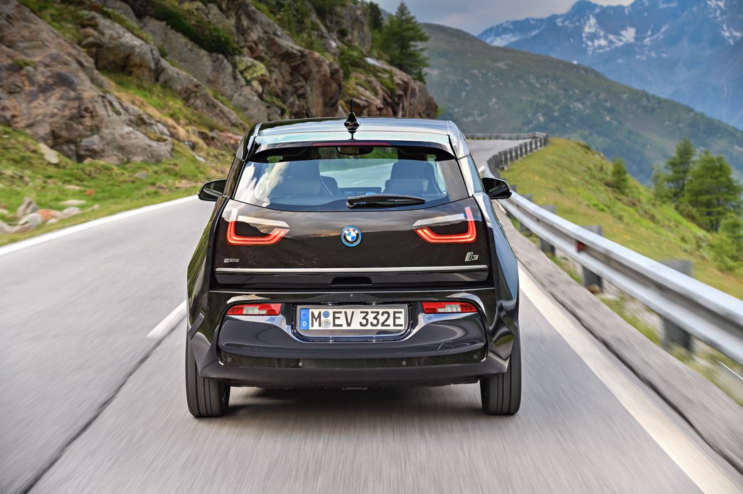 開創品牌純電領域先河的BMW i3即將告別市場。 摘自BMW