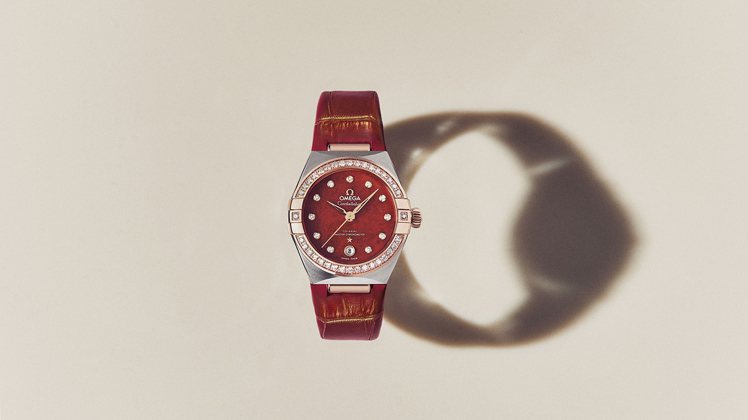 歐米茄星座系列砂金石腕表，訂價43萬5,000元。圖 / OMEGA提供