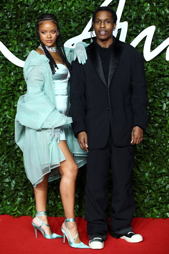 蕾哈娜（左）與男友A$AP Rocky傳有計畫在巴貝多辦婚禮。（路透資料照片）