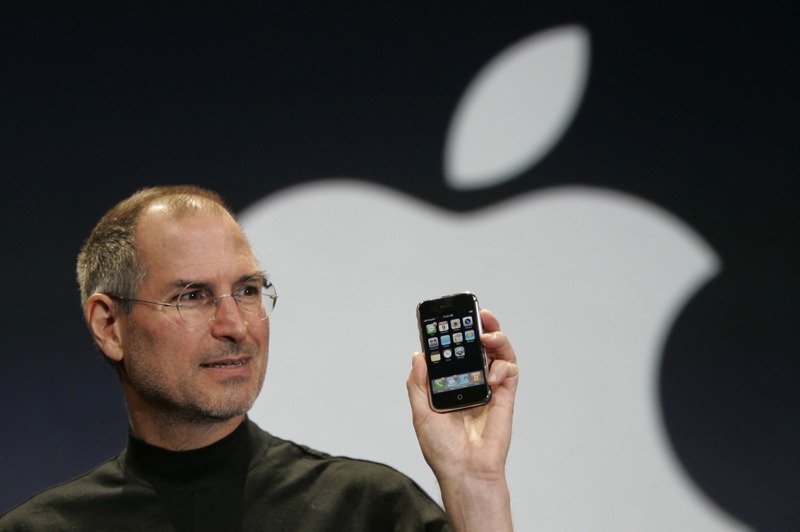 美國蘋果公司創辦人賈伯斯在2011年56歲時死於胰臟癌。圖為賈伯斯2007年資料照片。美聯社