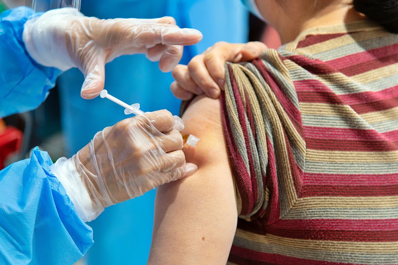 施打疫苗照片，與本案無關。圖／嘉義市政府提供