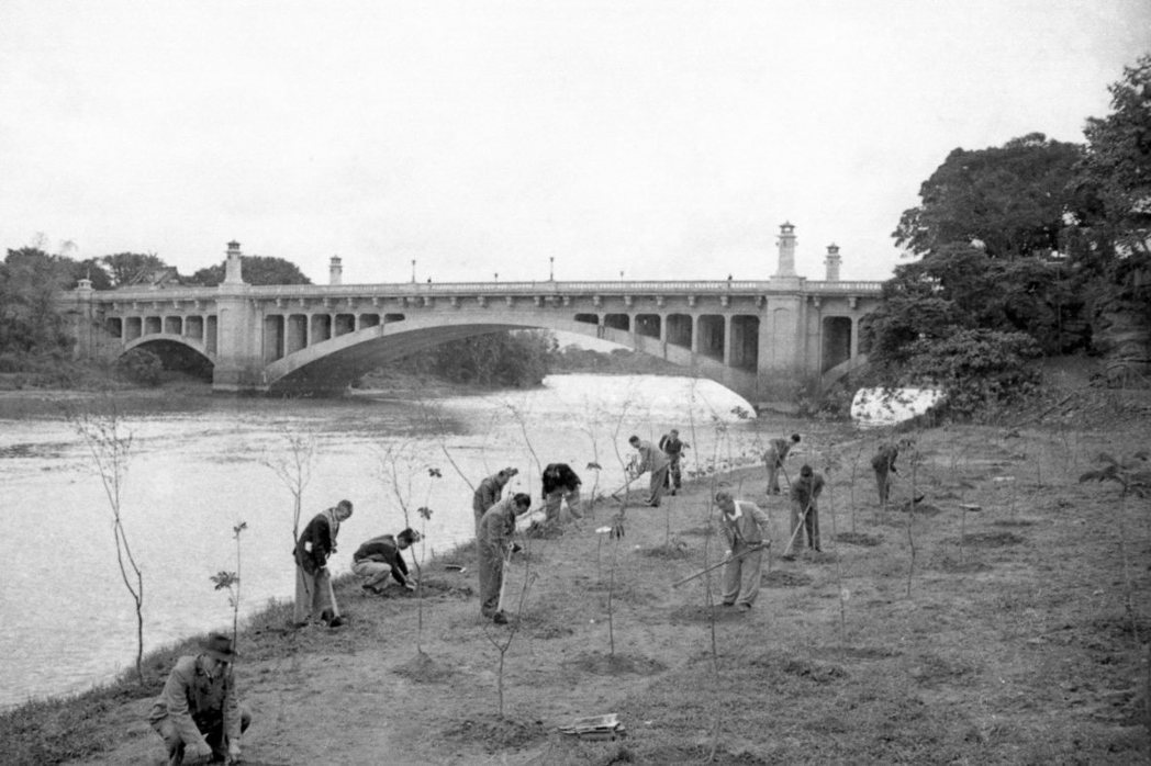 1954年的台北中山橋。 圖／聯合報系資料照