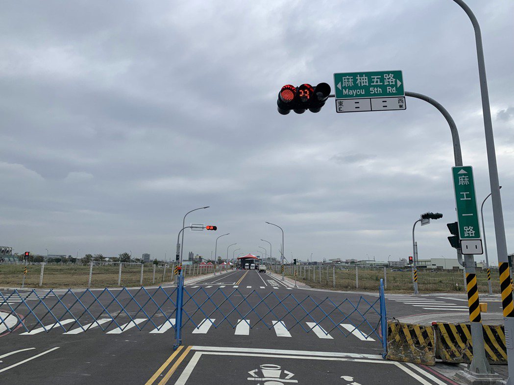 圖為台南市麻豆工業區市地重劃開發竣工，開闢道路長度超過1萬1千公尺情形。聯合報記...