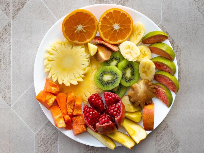 高維生素C水果，可以保護血管彈性，幫助膽固醇代謝，並且有助於維生素E生，預防心血...