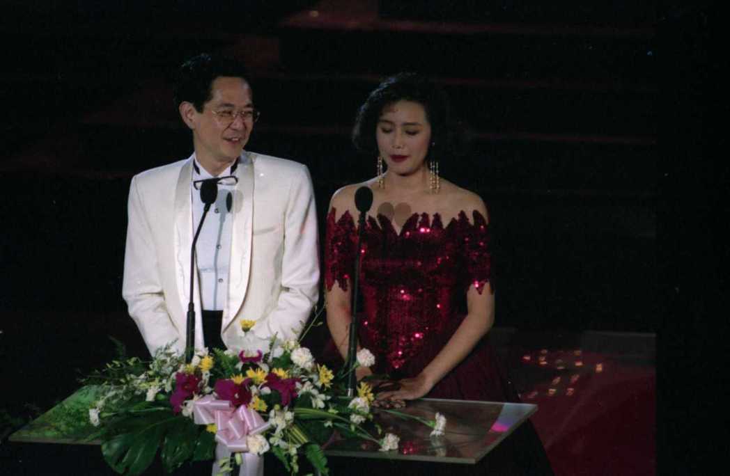 巴戈和崔麗心當年主持第3屆金曲獎頒獎典禮。本報資料照
