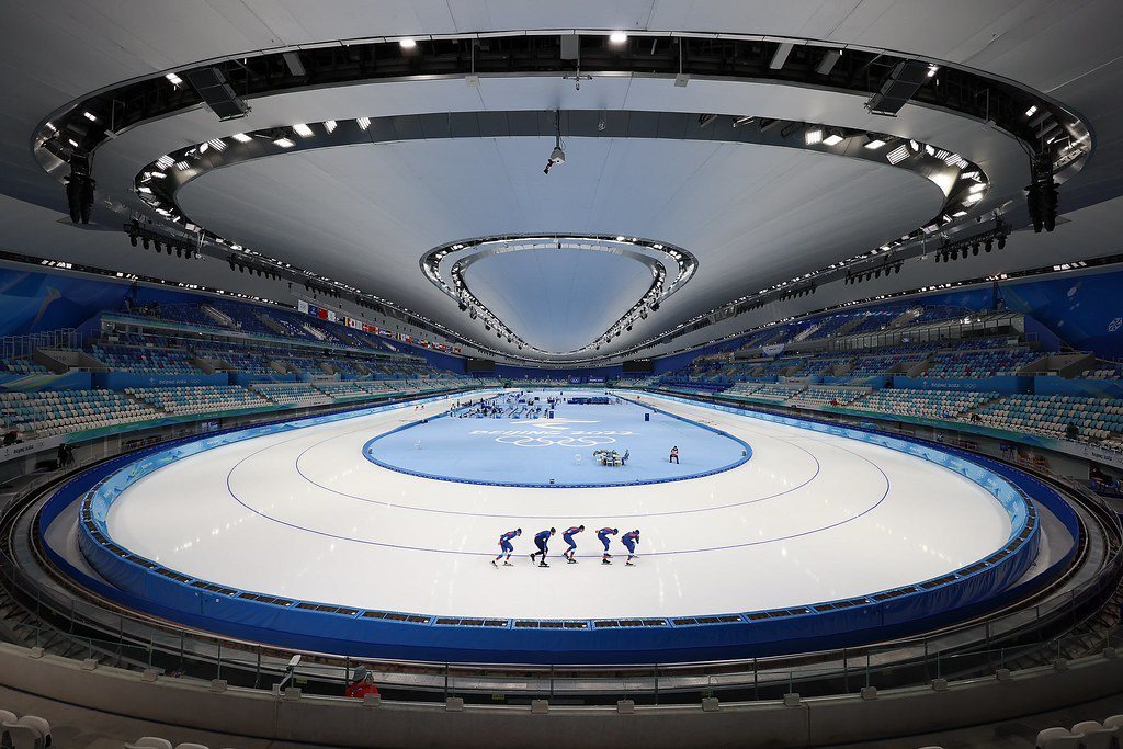 冬季奧林匹克運動會使用人造雪已行之多年，然而本屆（2022年）北京冬奧卻是首度幾...