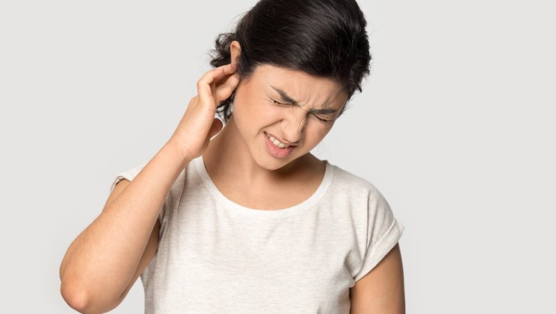 「耳鳴」，是老年人因脾胃問題常產生的症狀之一，通常這些長輩到耳鼻喉科檢查，醫師都會說耳朵沒有器質上的問題。