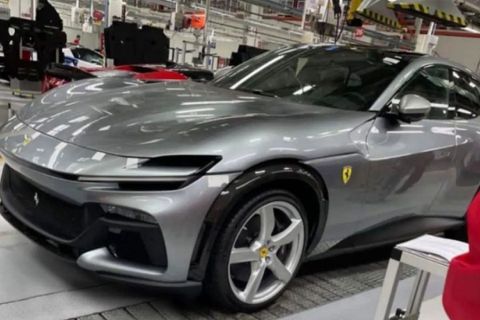 終於看見實車樣貌　Ferrari首款量產休旅Purosangue無偽裝工廠照曝光！