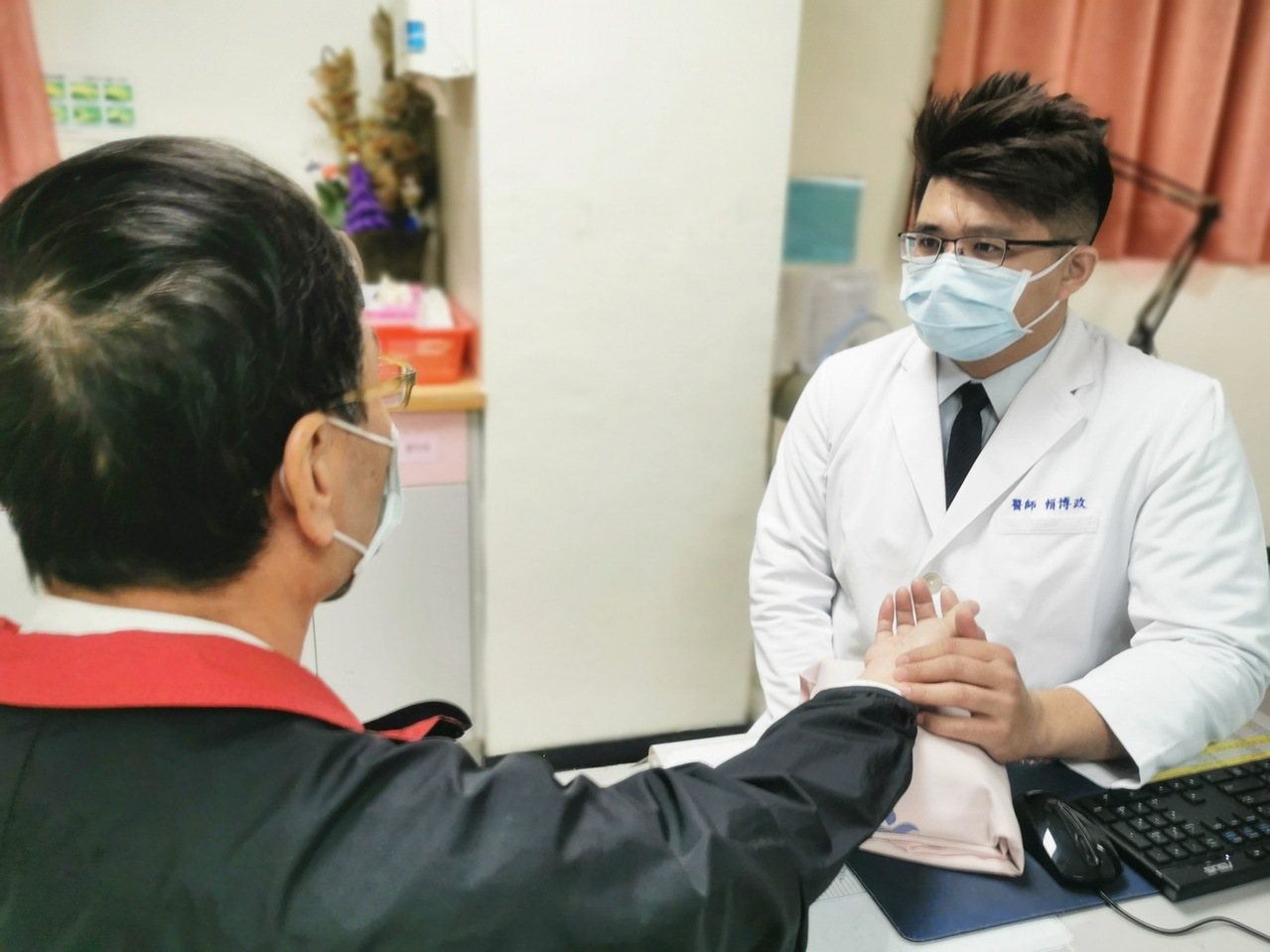 中醫師賴博政表示，頻尿未必是腎虛，氣機阻滯或是血瘀也會造成。圖／衛福部台北醫院提供