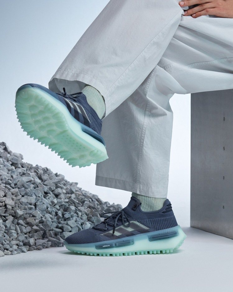 全新的adidas Originals NMD S1鞋，於2月25日全球同步開賣...